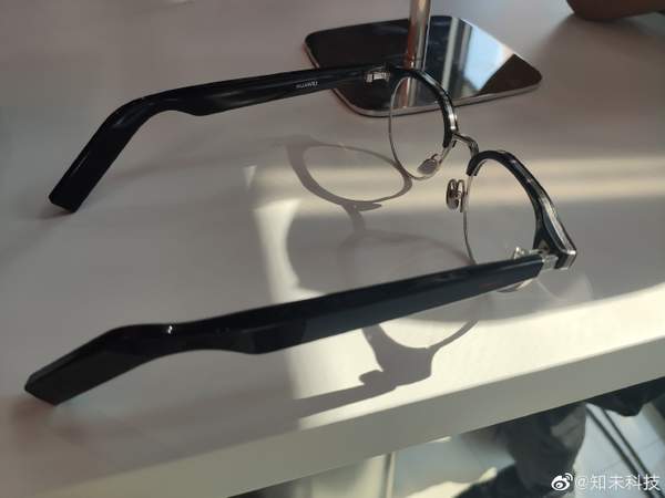 华为Eyewear II智能眼镜发布,比第一代轻还有日常款