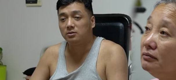 太吓人了！31岁小伙疑因吃隔夜菜失明瘫痪 这些行为你中招了吗？