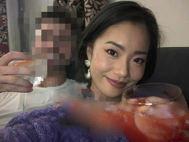 坐等官宣！王菊新恋情疑曝光，晒与外籍男子合影后秒删