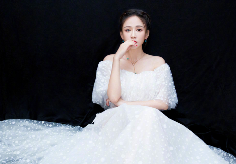 这么甜！一直被唱衰的鹿晗关晓彤，搞不好真要结婚了