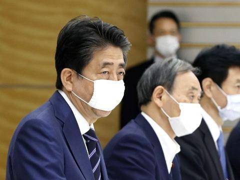 日本教授拟起诉政府 要求公开"安倍口罩"数量及单价