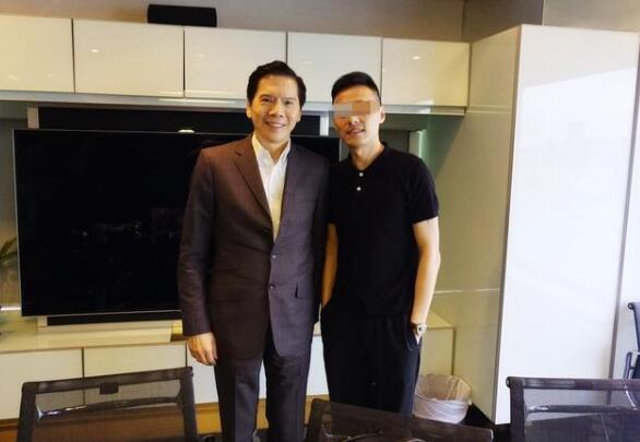 不重男轻女？郭碧婷被曝产女后向太夫妇首露面 加官进爵难掩喜悦