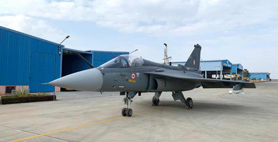 印度的LCAMk1A “光辉”战斗机