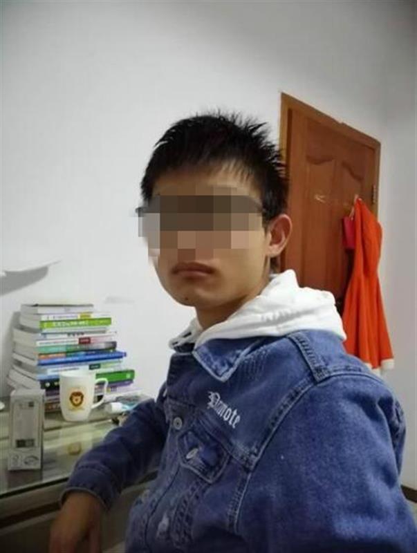 江苏大学通报学生坠亡事件：警方调查结论为“高空坠楼，排除他杀”