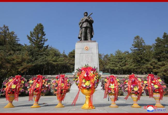 金正恩参谒中国人民志愿军烈士陵园(图)