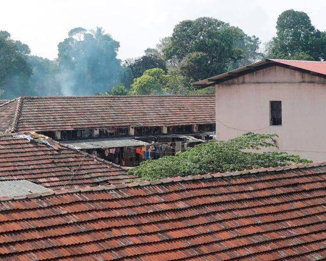 斯里兰卡新冠疫情引发监狱囚犯骚乱，至少8死超50伤