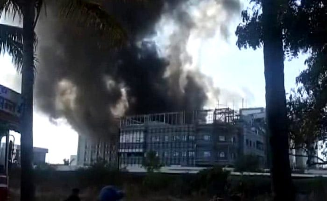 印度血清研究所发生火灾致5人死亡 莫迪表示哀悼