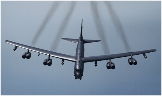 美军轰炸机被曝兜个大圈飞至南海上空 路线还相当诡异