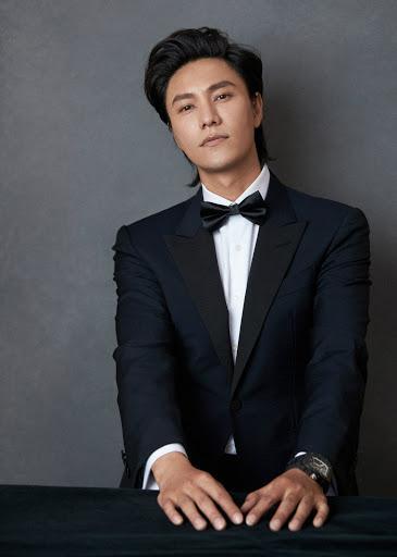 陈坤儿子为他庆生！父子同框帅似兄弟，感慨上次见面是去年