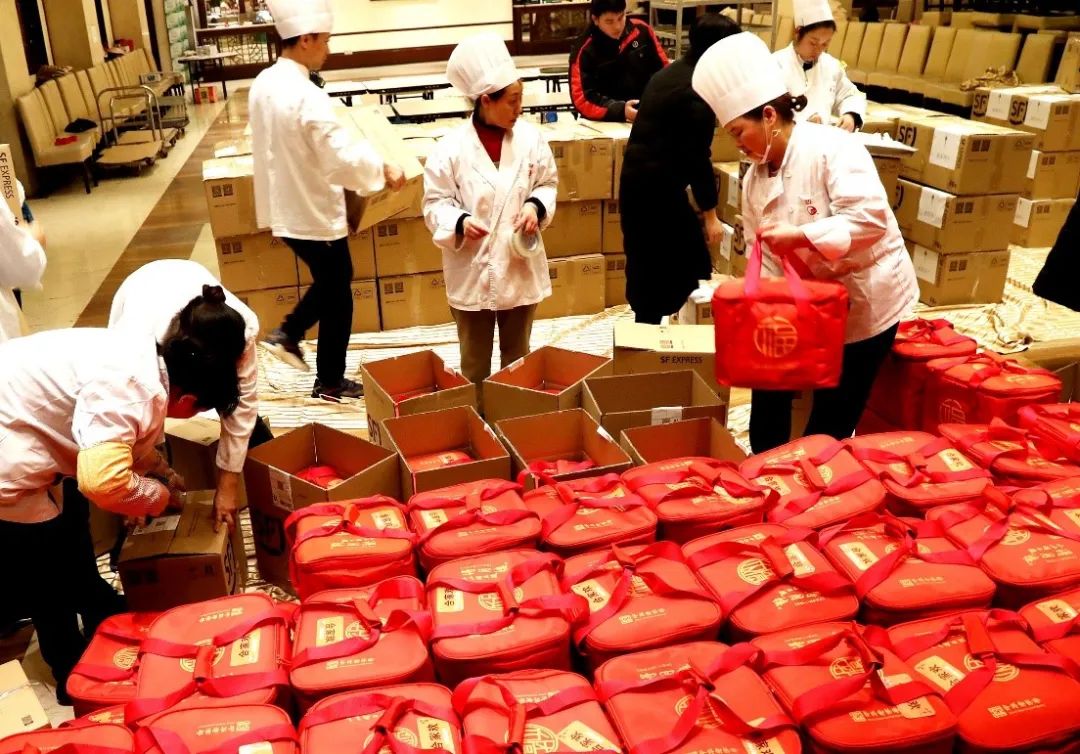 就地过年催热预制菜行业 餐饮企业拉开万亿市场争夺战