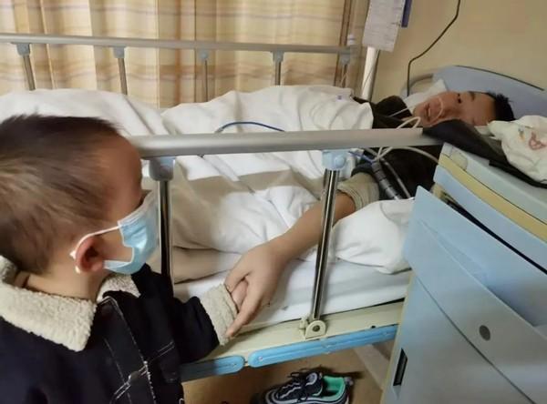 扑朔迷离！姚策养母称偷换孩子明显是人为 网友梳理出事件经过