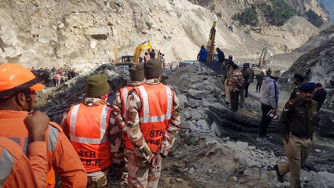 印度北阿肯德邦溃坝遇难者升至72人 登记失踪205人