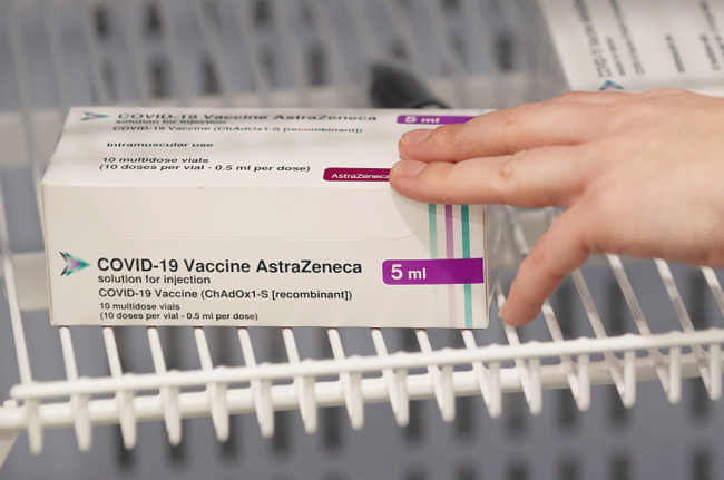 加拿大：不建议65岁以上老人接种阿斯利康新冠疫苗