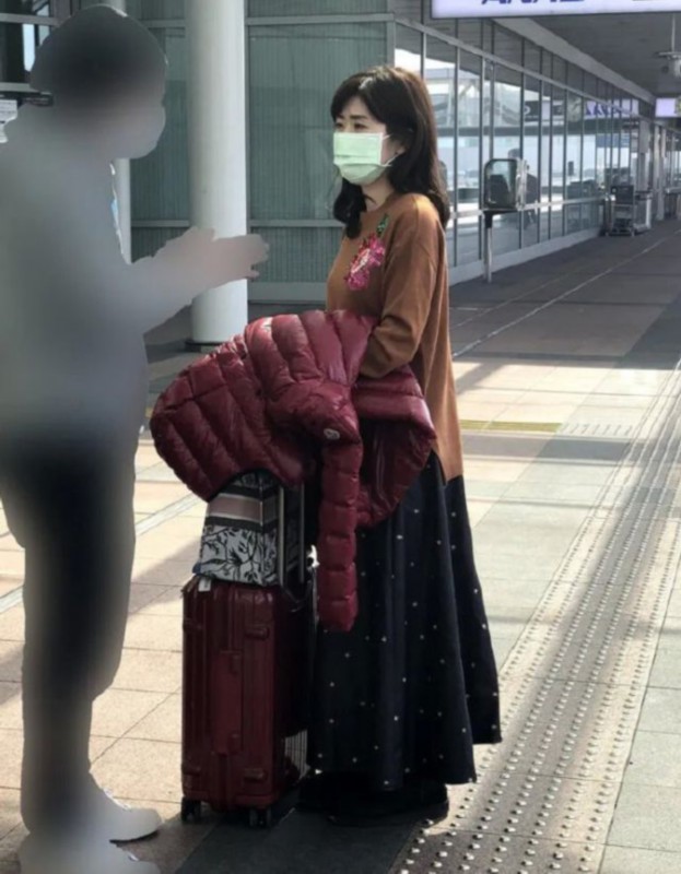 福原爱晒亲笔信再道歉 网友：家务事，不掺和