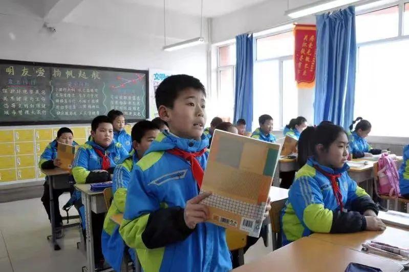 小学生捡到26万元巨款，失主竟矢口否认：不差钱