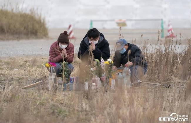 当地时间2021年3月10日，日本福岛浪江町举行东日本大地震十周年悼念活动。