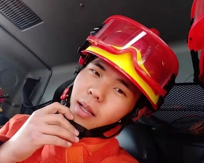救命之恩以身相许!女子被困悬崖获救后要嫁给消防员!