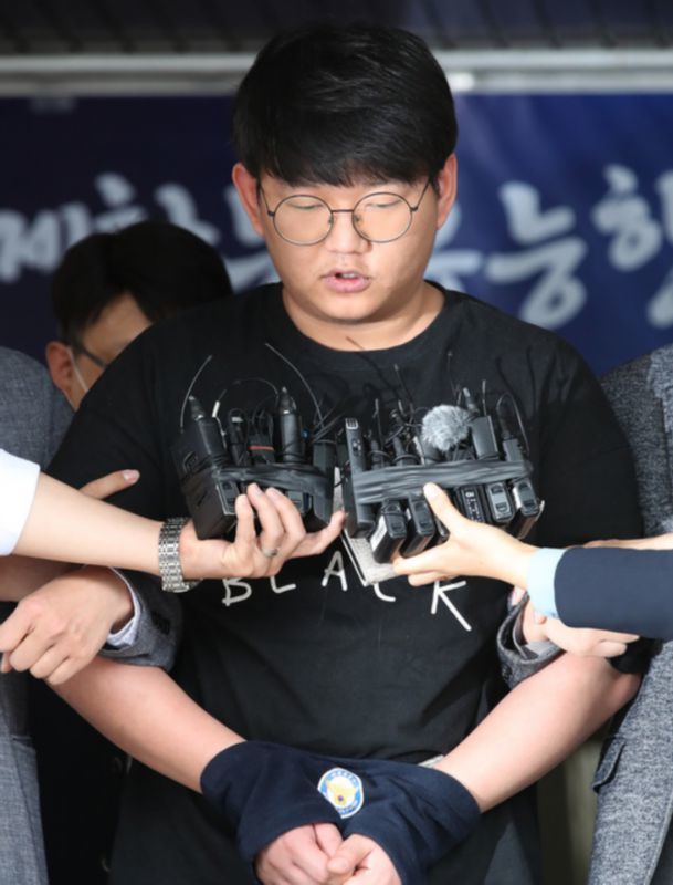 韩国N号房创建人获刑34年 承认受害者有50人，并当场道歉