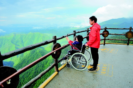 　“坐”着登山不再是梦想！全程无障碍景区来了