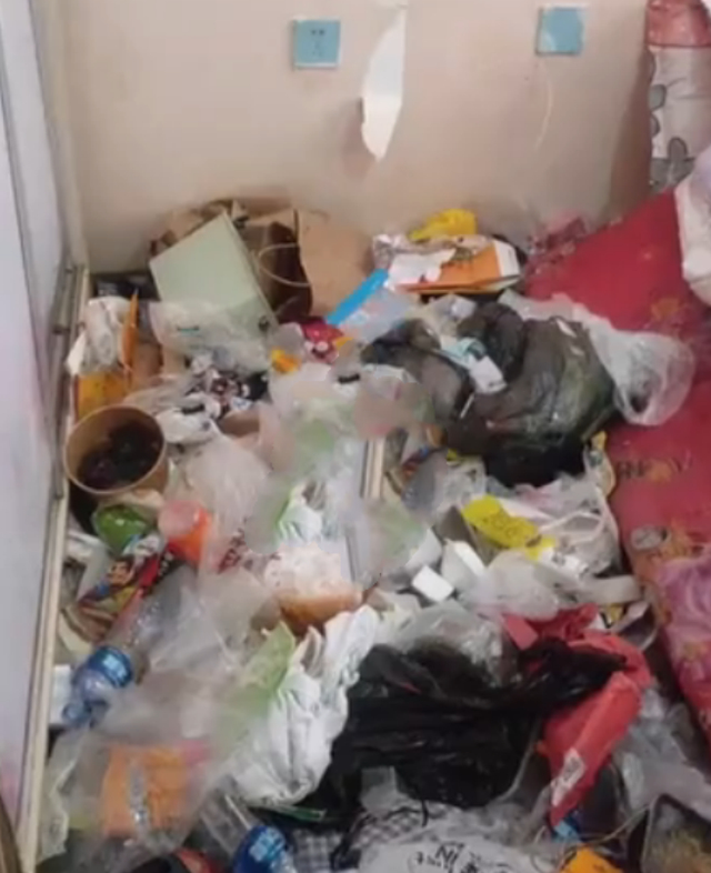 黑龙江女租客屋内垃圾成山，房东气炸称老鼠进屋都要开导航