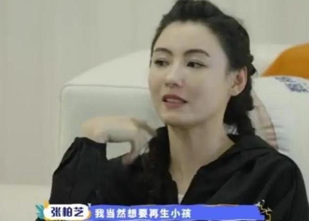 张柏芝俩儿子来上海读书了!放学后贴身保镖护送回家