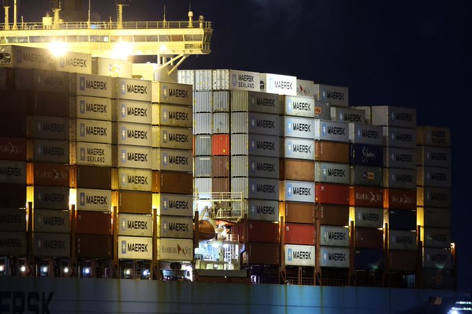 海运巨头重金扩展陆上版图：马士基官宣36亿并购香港物流公司