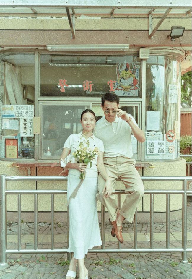 杨祐宁发视频晒婚礼喜帖 将于本月31日补办婚礼