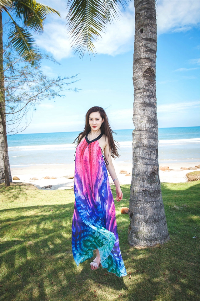 沙滩比基尼小姐土肥圆矮高清爆乳诱惑性感迷人写真图片
