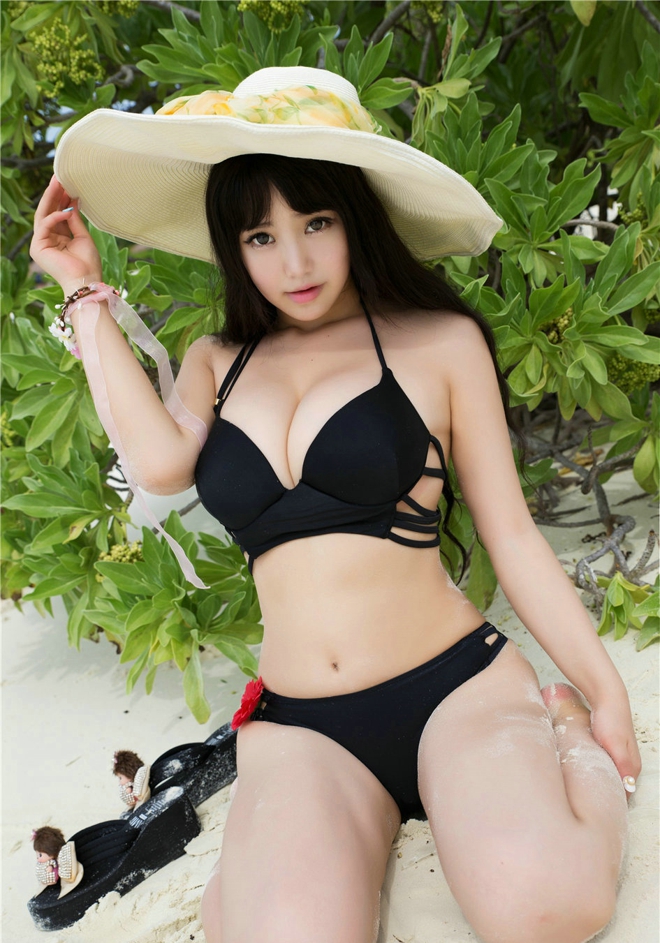 性感宅男女神美女可儿海滩巨乳诱惑幽韵火辣写真