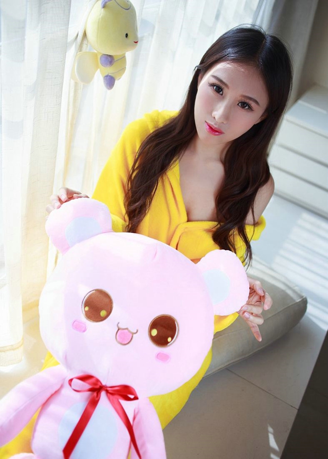 性感火辣娇艳美女月音瞳可爱睡衣露乳诱惑私房写真