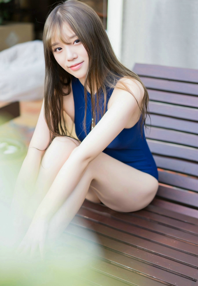 程彤颜性感死库水美乳诱惑娇巧写真