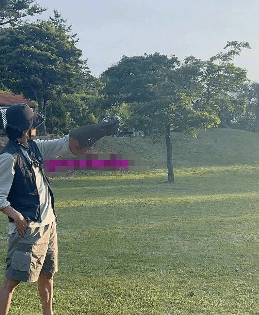 金泰亨Jennie合照再被曝光 男方女友视角图显甜蜜