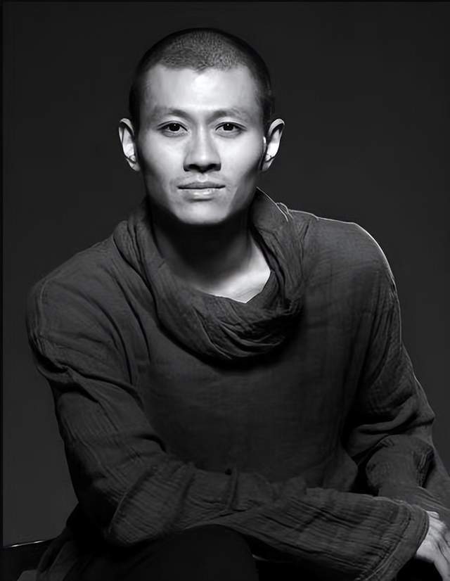 一级演员王迪因抑郁症去世 曾登春晚与杨丽萍合作