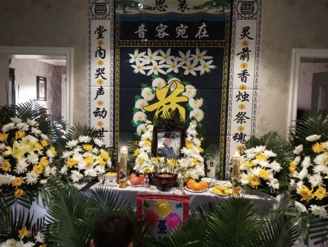 “关羽”陆树铭灵堂曝光 儿子及众弟子灵前守孝