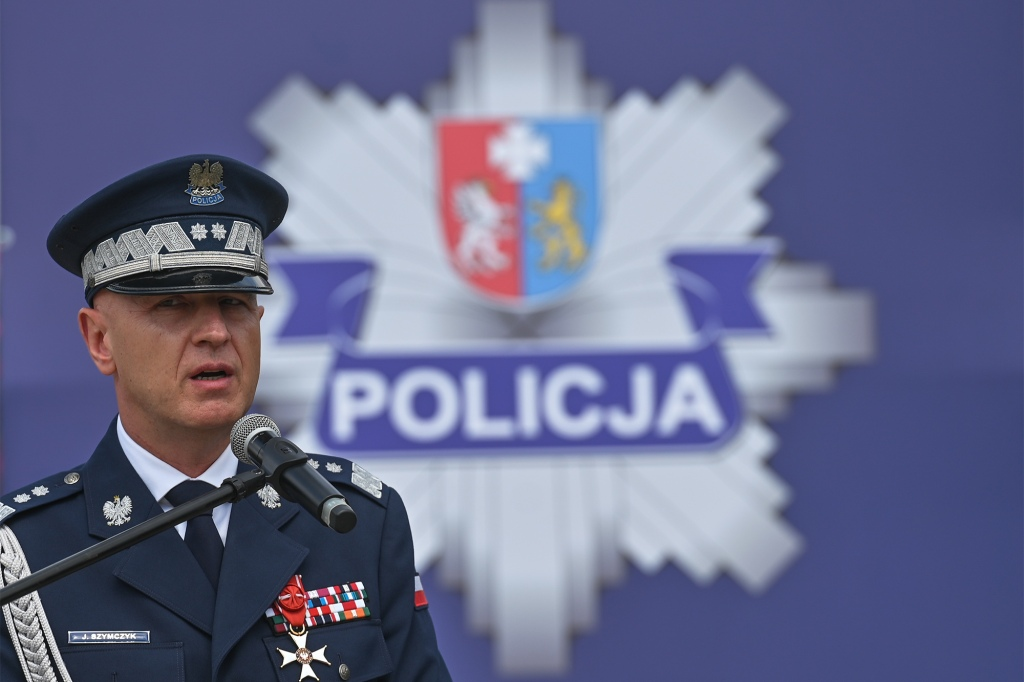 波兰国家警察总长雅罗斯瓦夫·希姆奇克 资料图