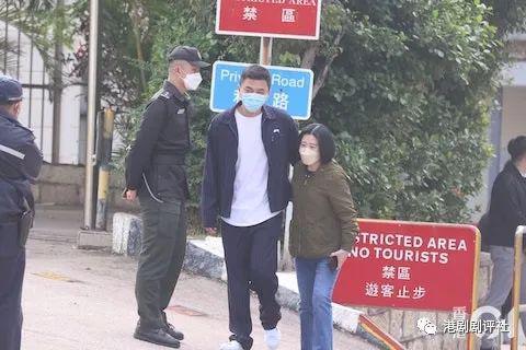 TVB男演员杨明刑满出狱 拍视频两次鞠躬道歉