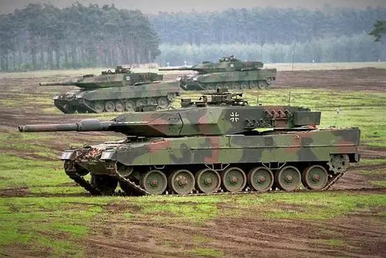  德制“豹2”主战坦克 资料图