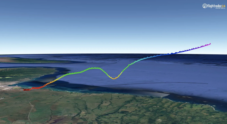 1722航班起飞后掉高事件飞行轨迹示意（Flightradar24）