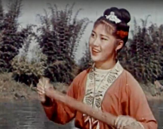 媒体：“刘三姐”扮演者黄婉秋去世
