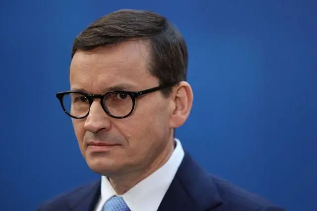 外媒：波兰总理指责德国在对乌军援等问题上犹豫不决，还引述德诗人的话