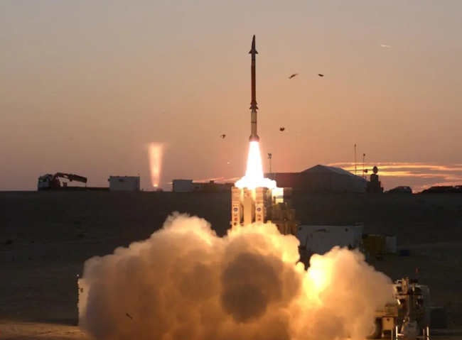 “大卫弹弓”反导系统主要用于拦截射程在40至300公里的来袭导弹。