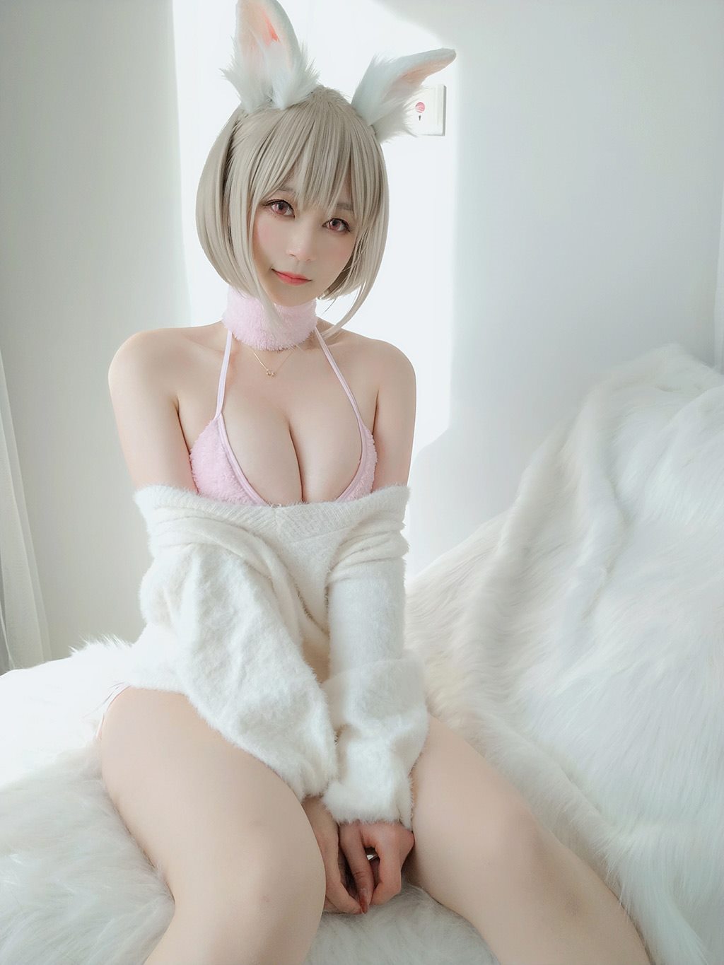 性感少女白银81白色毛衣加粉色内衣性感私房写真集