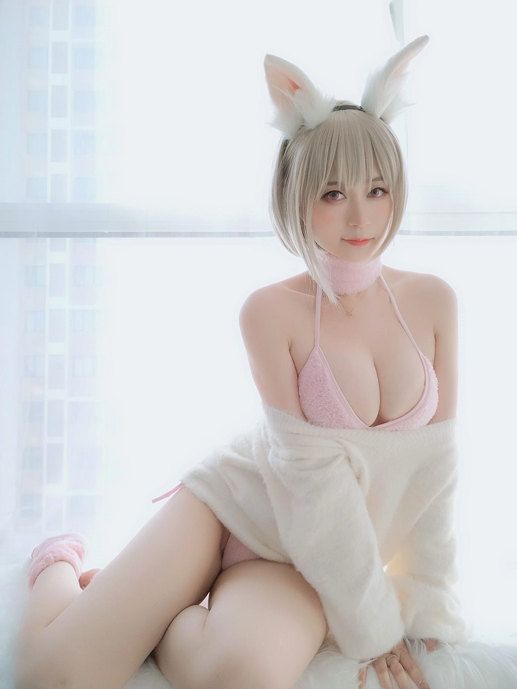 性感少女白银81白色毛衣加粉色内衣性感私房写真集
