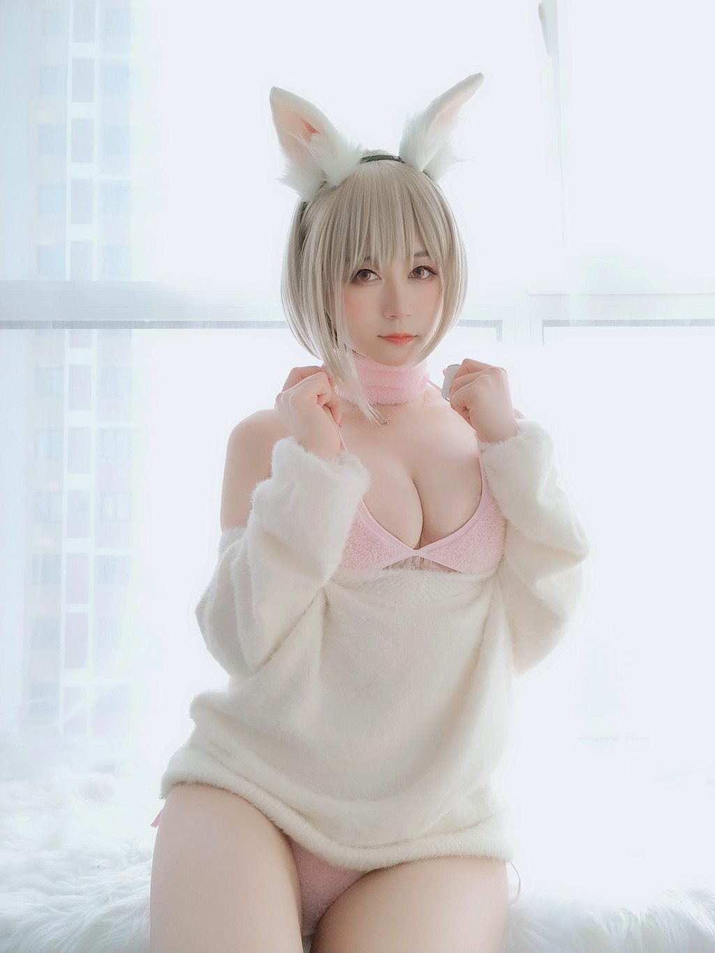 性感少女白银81白色毛衣加粉色内衣性感私房写真集