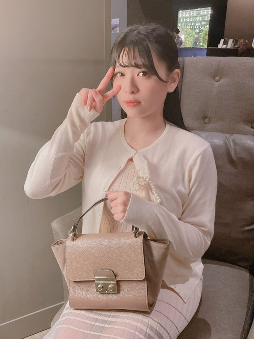 经验稀少!G罩杯小只马大学生“花柳杏奈”出道!