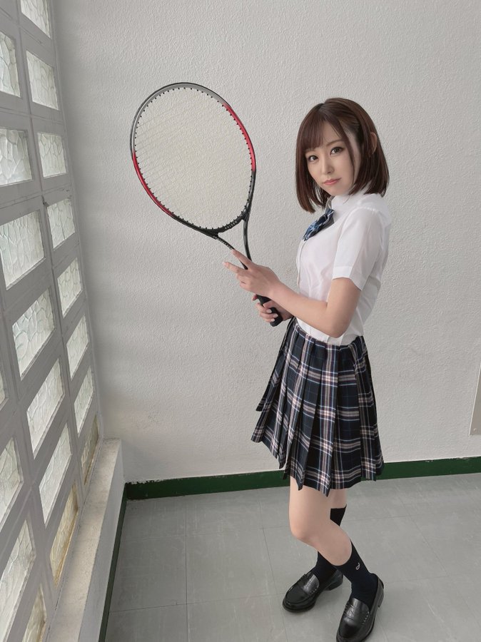 清新甜美！D罩杯网球美少女“七嶋舞”AV出道！
