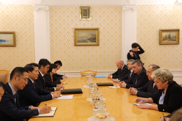 中方特别代表访问俄罗斯 同俄罗斯外长拉夫罗夫等举行会见会谈