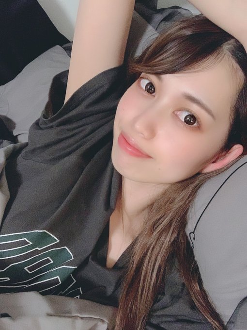 巨人级! 180公分高日菲混血美女「木下玛莉润」出道,还是年收高达1300万的女强人?!