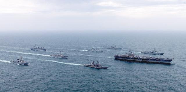 警惕！日本联合多国大搞演习，想练习什么？ 中俄军舰加强侦察行动？