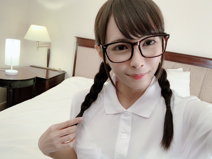 火辣泡汤照! H罩杯小只马美少女「逢见莉香」庆生大放福利一丝不挂!